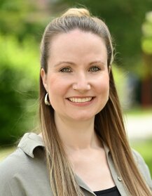 Dr. Viktoria Mathies